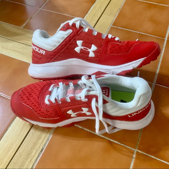 Under Armour Shoes - Under Armour shoes size 5 new!!